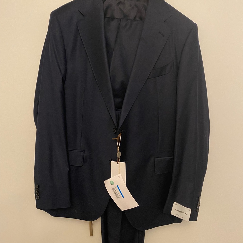 BNWT Caruso Norma Men's 2 Piece Navy Suit 42R (52 IT) - Picture 8 of 8